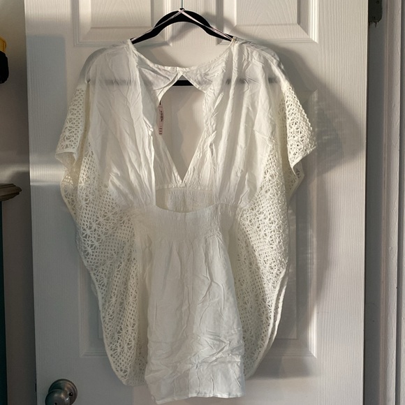 Victoria’s Secret Swim Suit Cover Up - Picture 2 of 2